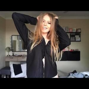 Meet your Posher, Danika